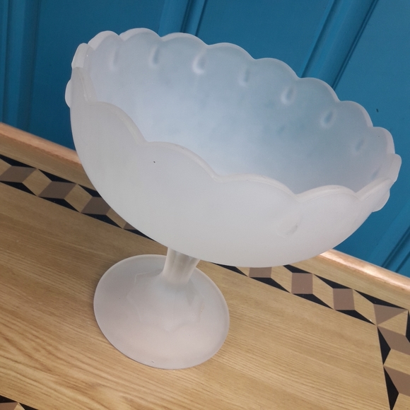 Vintage Glass Pedestal Dish Rare Frosted Glass Indiana Viking Collectible Decor - Picture 7 of 12